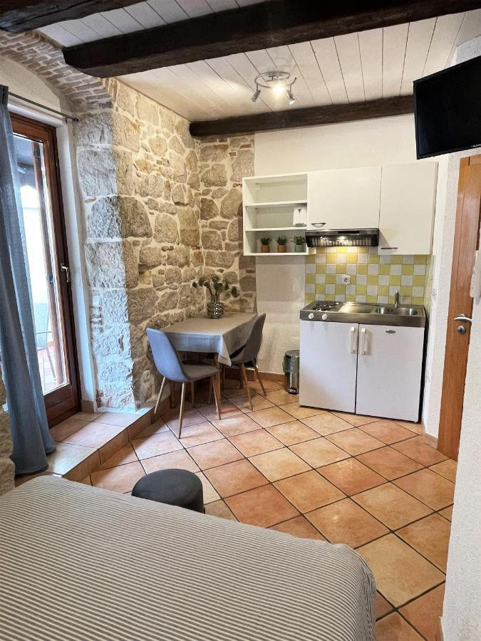 Apartments Papilon Върсар Екстериор снимка